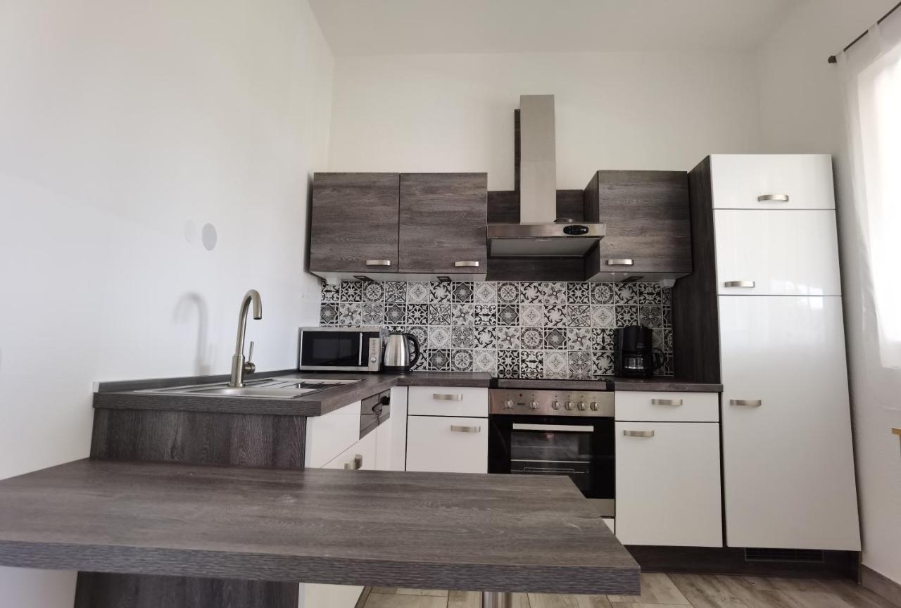 Apartments Jasna Привлака Екстер'єр фото